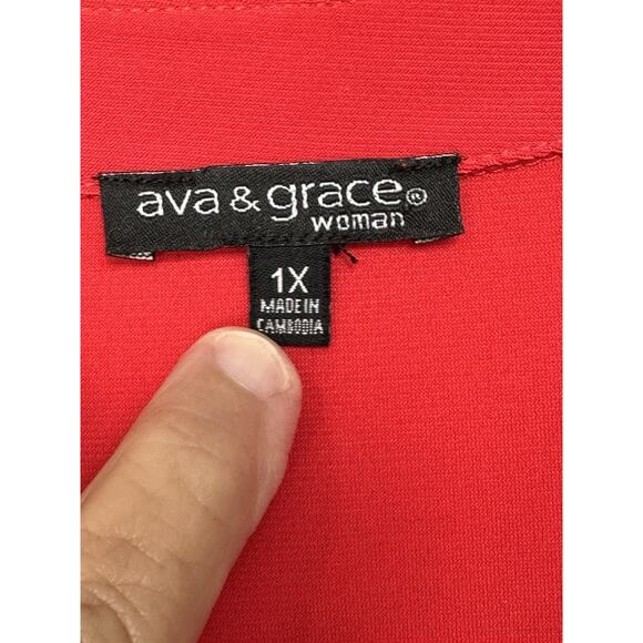 Ava & Grace Sz 1X Solid Red Stretch Knit Rolled Tab Popover Blouse Tunic Holiday - Picture 12 of 16